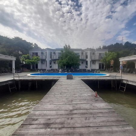 Exclusive Villa Ieşelniţa Exterior foto