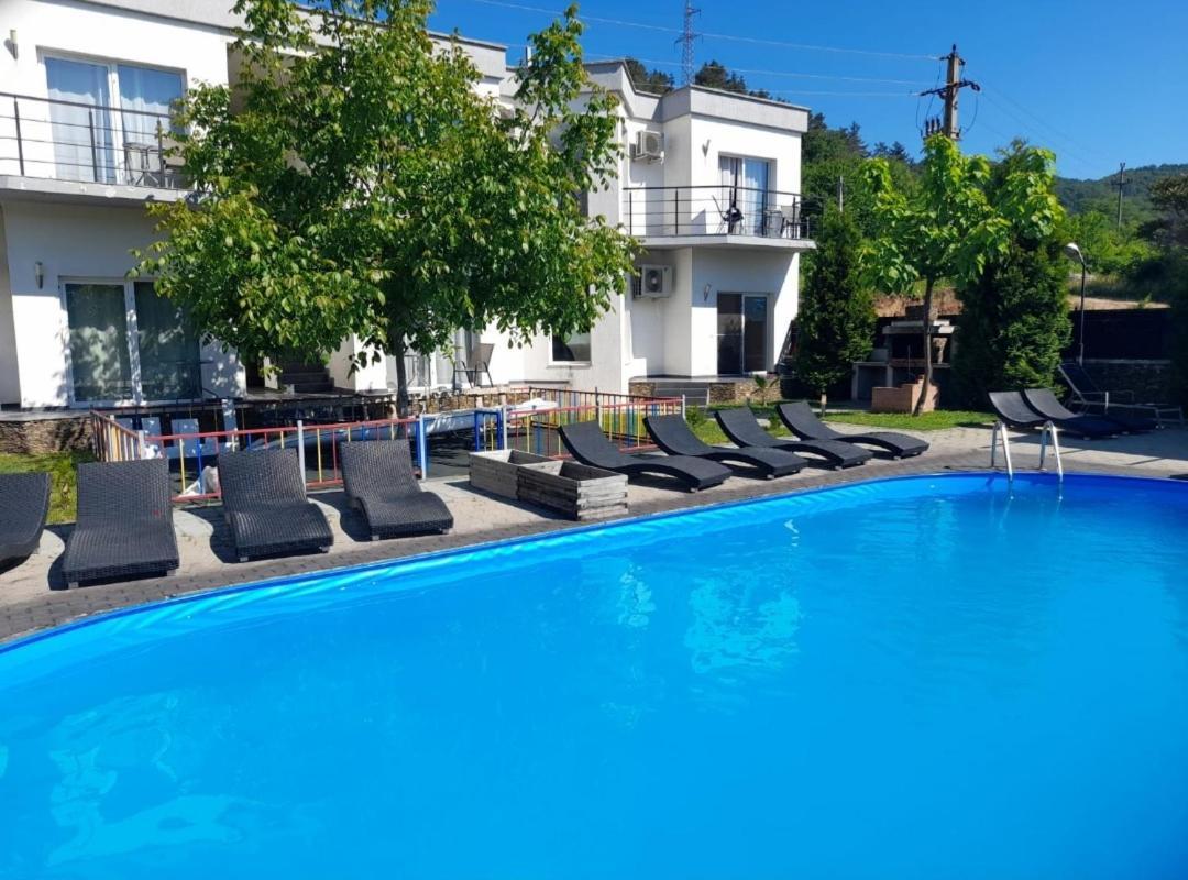 Exclusive Villa Ieşelniţa Exterior foto