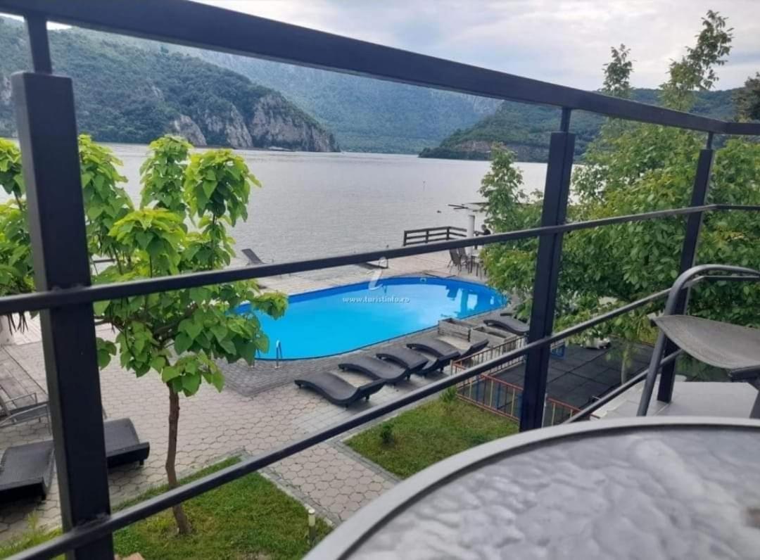 Exclusive Villa Ieşelniţa Exterior foto