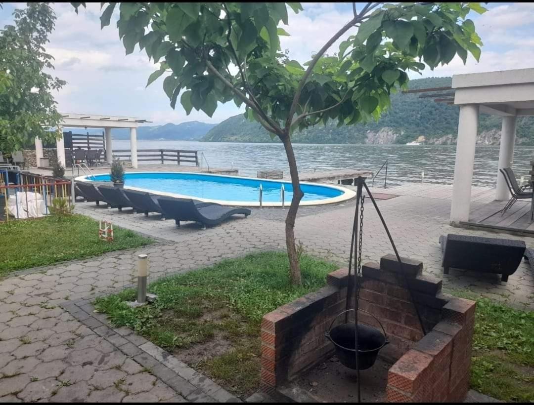 Exclusive Villa Ieşelniţa Exterior foto