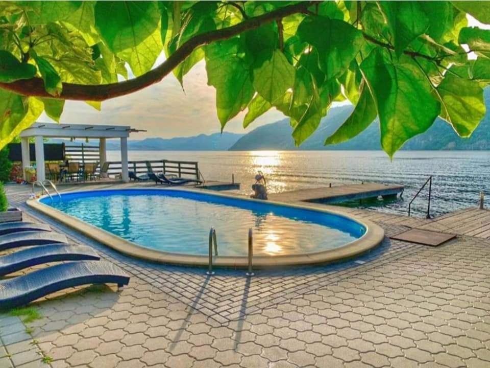 Exclusive Villa Ieşelniţa Exterior foto
